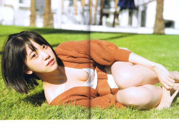 堀未央奈   PB写真集_堀未央奈《君らしさ》：私房居家时尚与高清沙漠户外美拍第37张图片