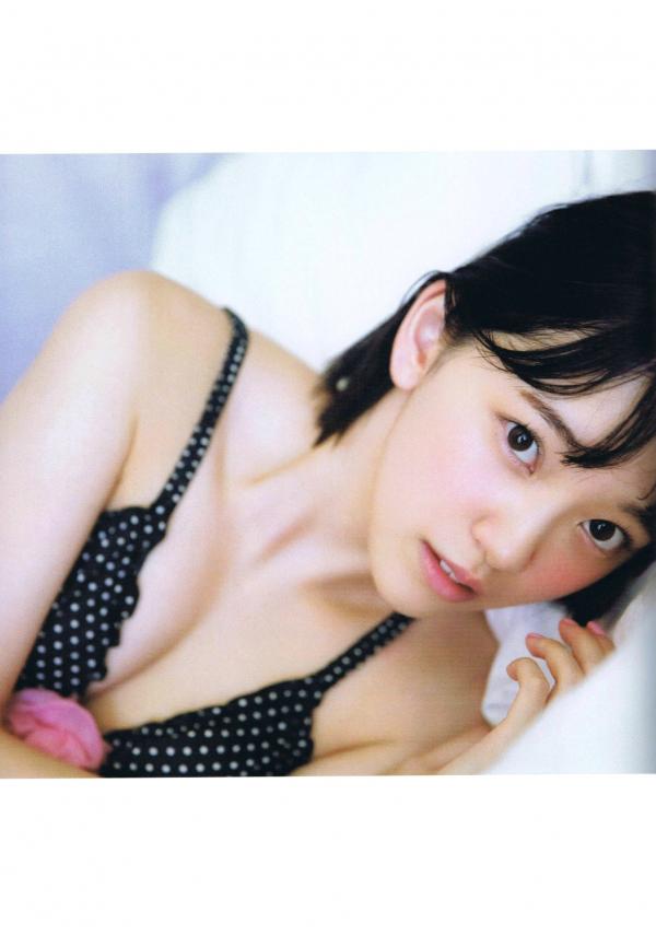 堀未央奈   PB写真集_堀未央奈《君らしさ》：私房居家时尚与高清沙漠户外美拍第66张图片