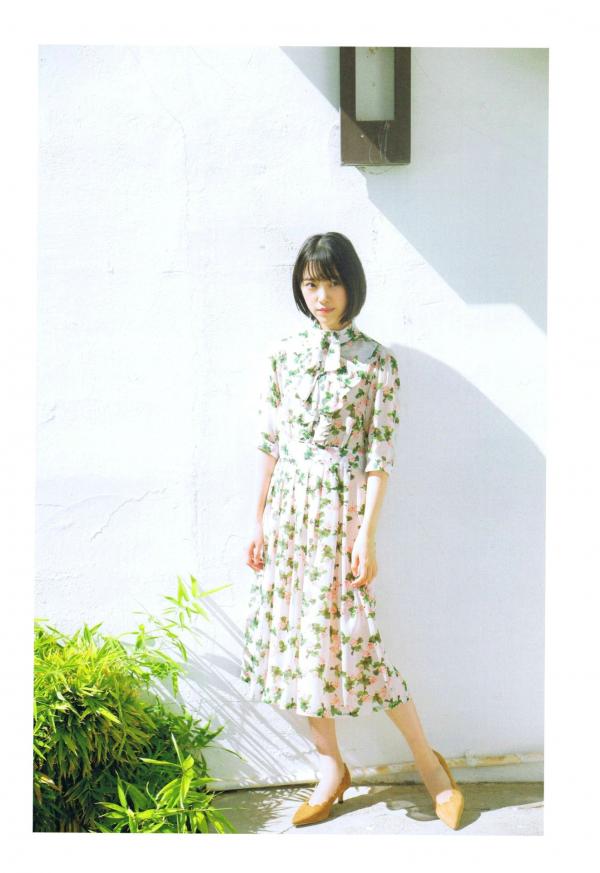 堀未央奈   PB写真集_堀未央奈《君らしさ》：私房居家时尚与高清沙漠户外美拍第92张图片
