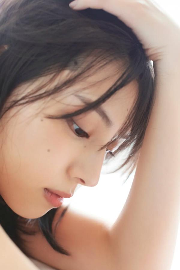 相楽伊織 相乐伊织 相楽伊織 - MADONNA 居家内衣与户外比基尼性感写真 [70P]第15张图片