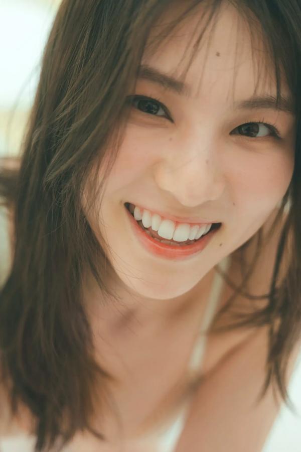 相楽伊織 相乐伊织 《相楽伊織 - more and more》日本女神泳池比基尼与清爽私房写真集第30张图片