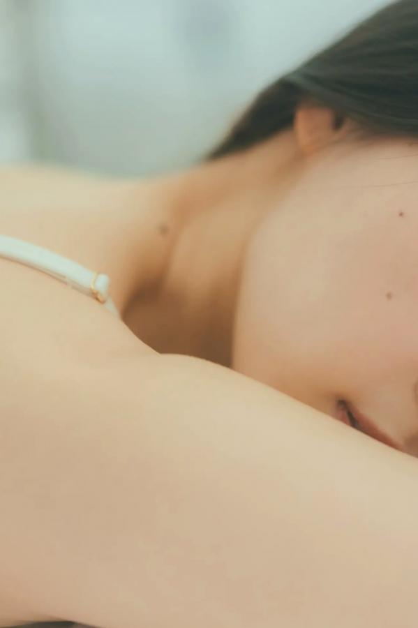 相楽伊織 相乐伊织 《相楽伊織 - more and more》日本女神泳池比基尼与清爽私房写真集第39张图片