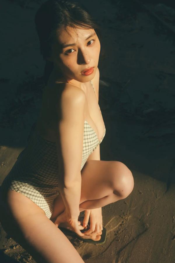 相楽伊織 相乐伊织 《相楽伊織 - more and more》日本女神泳池比基尼与清爽私房写真集第52张图片