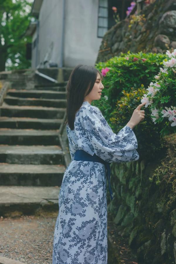 相楽伊織 相乐伊织 《相楽伊織 - more and more》日本女神泳池比基尼与清爽私房写真集第55张图片