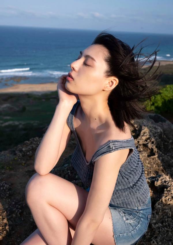 相楽伊織 相乐伊织  相楽伊織 - RE浮泳夢 - FEM All Another Edition - 清新短发泳装写真，海边花丛浪漫柔情，撩人气质迷人曲线，性感私房大片第49张图片
