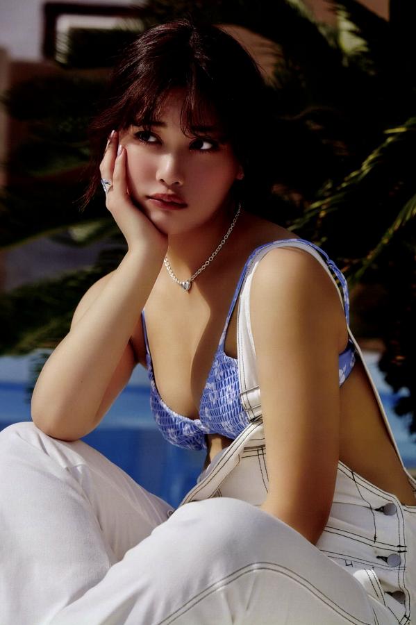 伊藤純奈 伊藤纯奈 伊藤純奈写真集COIN 户外阳光泳装性感甜美 [97P]第24张图片