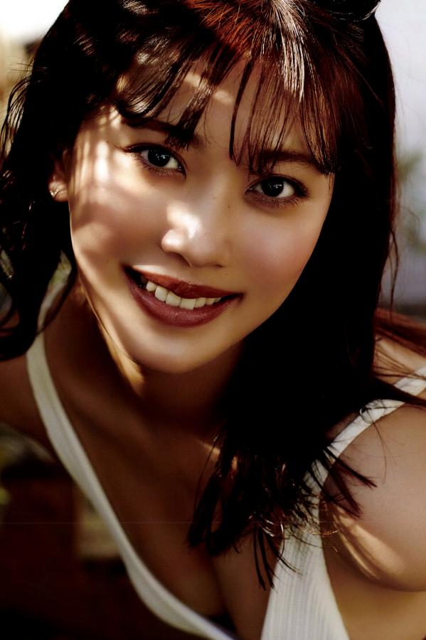 伊藤純奈 伊藤纯奈 伊藤純奈写真集COIN 户外阳光泳装性感甜美 [97P]第29张图片