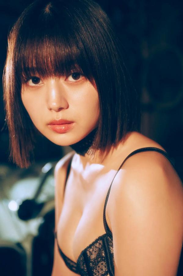 北野瑠華 北野瑠华 《北野瑠華 - Shape of My Heart》复古内衣美腿与机车野性性感写真第23张图片