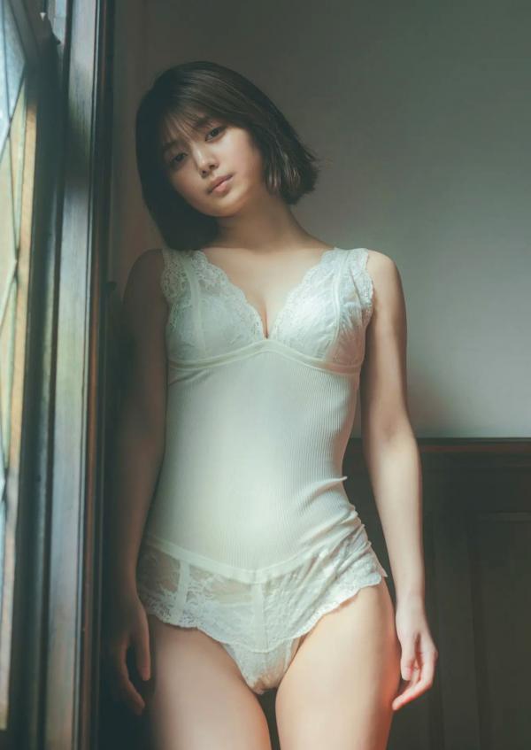 北野瑠華 北野瑠华  北野瑠華 - 初春初華：清纯短发私房写真，极致身材与迷人眼神的治愈系视觉盛宴第44张图片