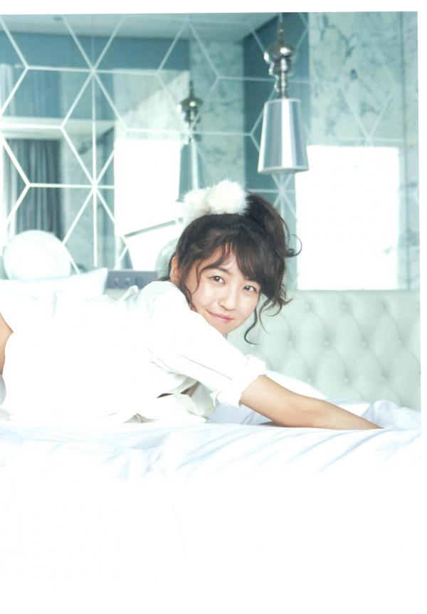 惣田紗莉渚 惣田纱莉渚  惣田纱莉渚首部写真集《うらばなし》，清纯芭蕾舞装练功房写真，展现柔美身姿与清新气质，精选114P第57张图片