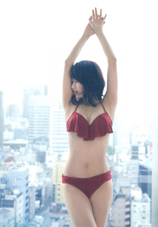 惣田紗莉渚 惣田纱莉渚  惣田纱莉渚首部写真集《うらばなし》，清纯芭蕾舞装练功房写真，展现柔美身姿与清新气质，精选114P第70张图片