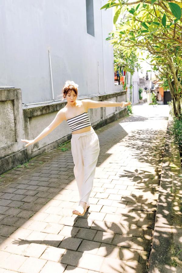 荒井優希 荒井优希 荒井優希 - 無敵の素顔：日本女神性感内衣黑丝私房照写真第27张图片