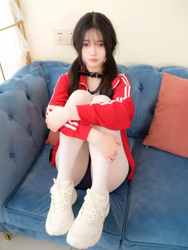 Xiao En En 小恩  紧急企划-小恩体操服白丝诱惑-居家运动风清纯女神大胆写真-VIP大尺度合集第15张图片