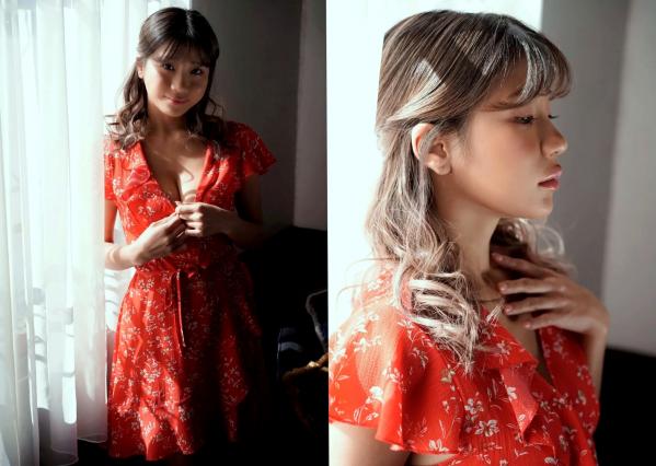 葉月あや 叶月彩  Exciting Girls 葉月あや高清写真集 Vol.1：性感紧身蓝裙与大胆白色蕾丝连体衣，尽显极致诱惑曲线与御姐魅力第3张图片