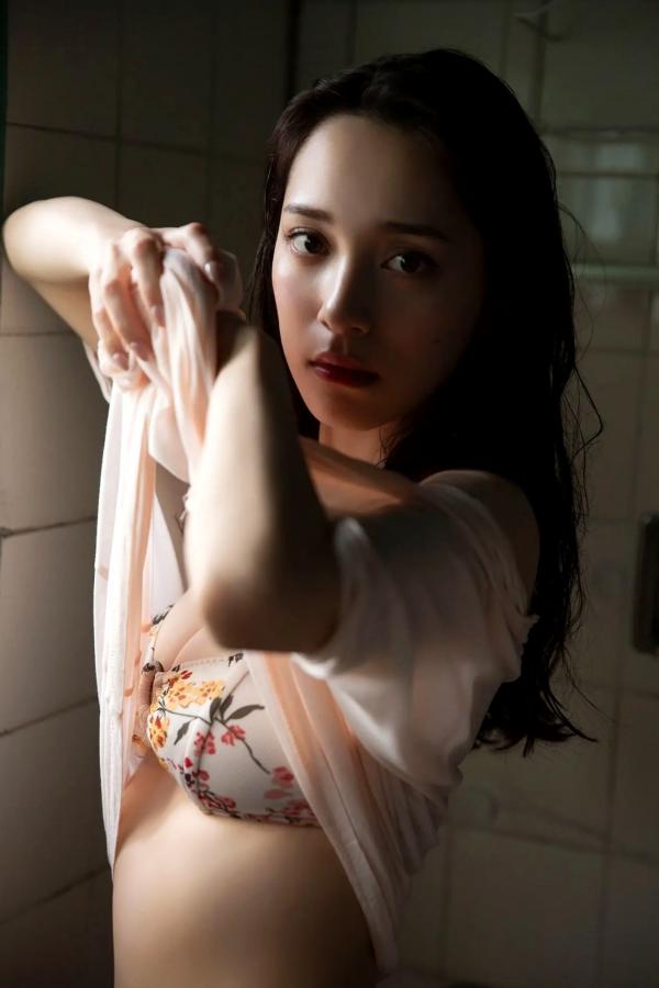 都丸紗也華 都丸纱也华 都丸紗也華《bloom》阳光户外与性感内衣私房写真第67张图片