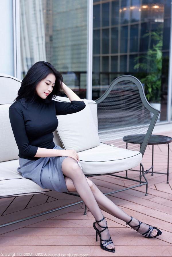 许诺Sabrina   IMiss爱蜜社-794-许诺Sabrina-黑色OL职场制服诱惑-黑丝美腿浴室私房写真-无圣光大尺度第9张图片