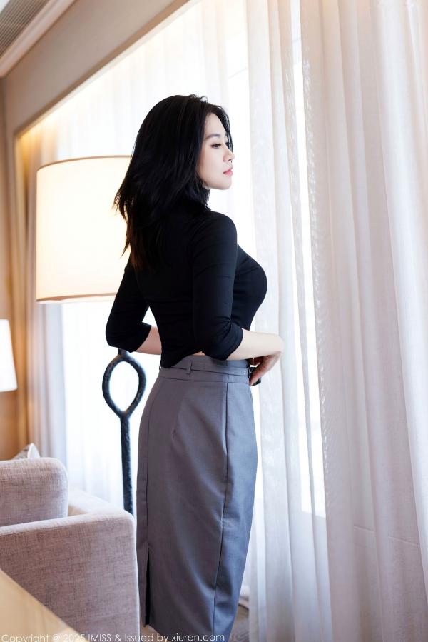 许诺Sabrina   IMiss爱蜜社-794-许诺Sabrina-黑色OL职场制服诱惑-黑丝美腿浴室私房写真-无圣光大尺度第18张图片