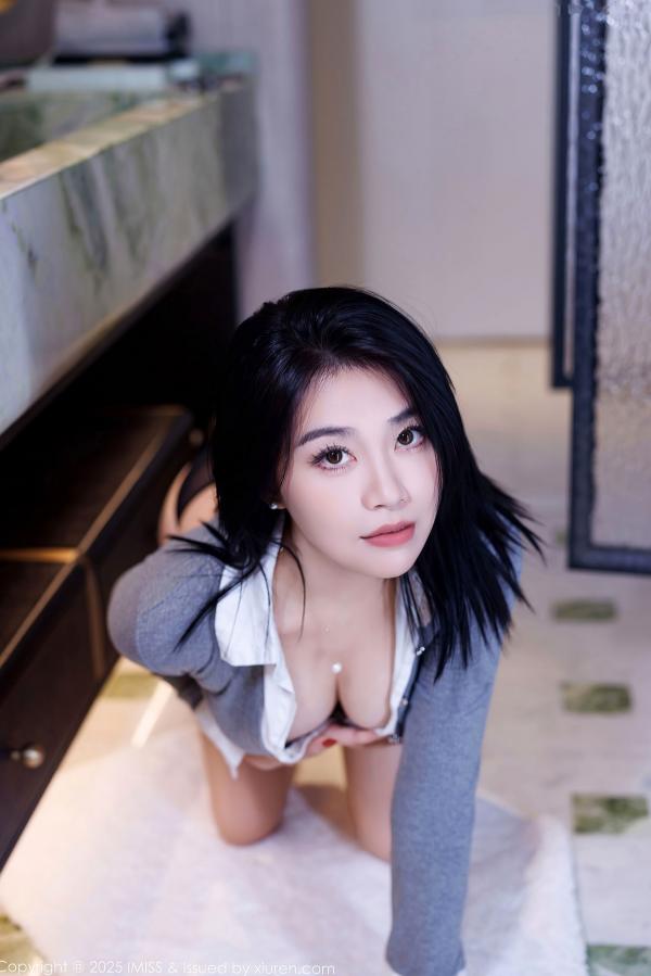 许诺Sabrina   IMiss爱蜜社第784期-许诺Sabrina-灰衫粉裙套装-眼镜娘知性魅力-大尺度私房写真第89张图片