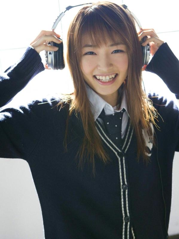 岡本玲 冈本玲  Sabra_岡本玲《SING OUT 伝説の元》 写真集 青春校园制服风写真，灵动少女的治愈系瞬间第1张图片