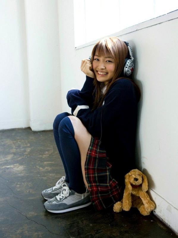 岡本玲 冈本玲  Sabra_岡本玲《SING OUT 伝説の元》 写真集 青春校园制服风写真，灵动少女的治愈系瞬间第6张图片