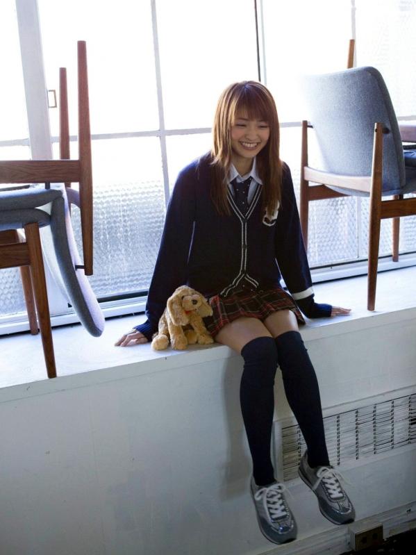 岡本玲 冈本玲  Sabra_岡本玲《SING OUT 伝説の元》 写真集 青春校园制服风写真，灵动少女的治愈系瞬间第11张图片
