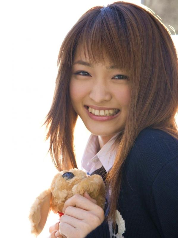 岡本玲 冈本玲  Sabra_岡本玲《SING OUT 伝説の元》 写真集 青春校园制服风写真，灵动少女的治愈系瞬间第12张图片