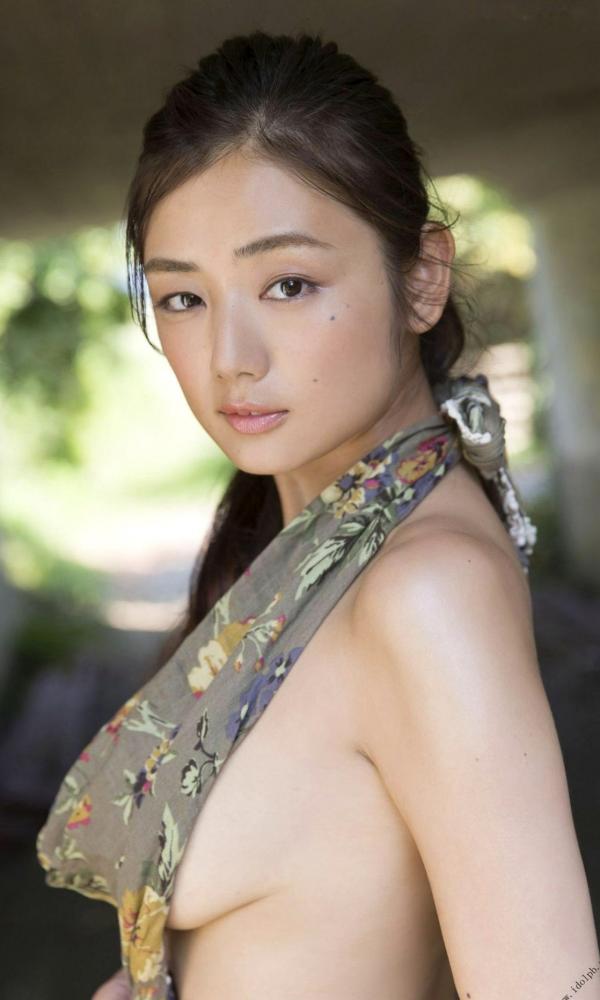 片山萌美   PB写真集_片山萌美《大和撫子》户外森林与室内私房高清性感写真第59张图片