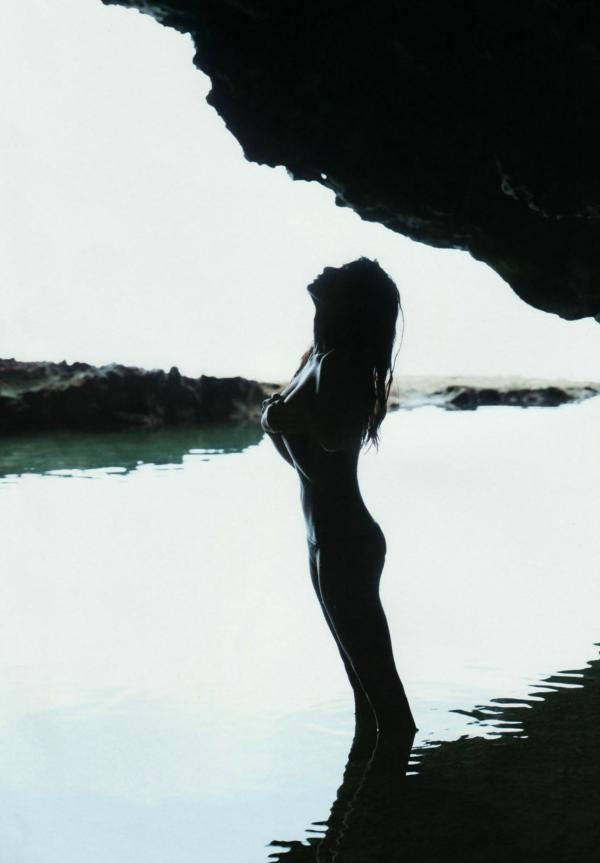 片山萌美   PB写真集_片山萌美《人魚》：清新私房与户外野性魅力写真[97P]第35张图片