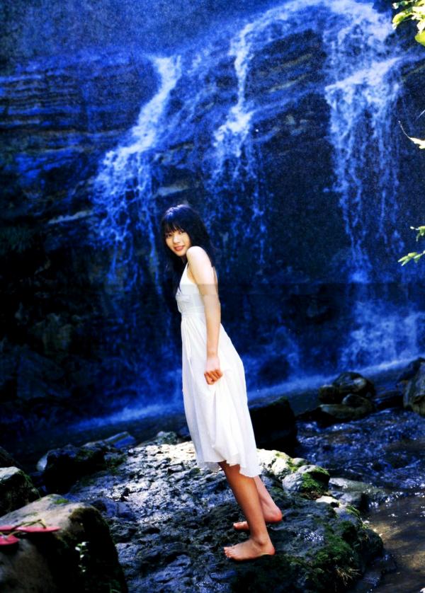 矢島舞美 矢岛舞美  PB写真集_矢岛舞美《Sousola》清纯写真，自然系户外清新唯美大片第3张图片