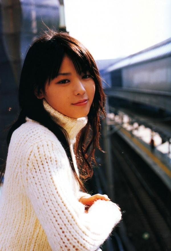 矢島舞美 矢岛舞美  PB写真集_矢岛舞美《Sousola》清纯写真，自然系户外清新唯美大片第7张图片