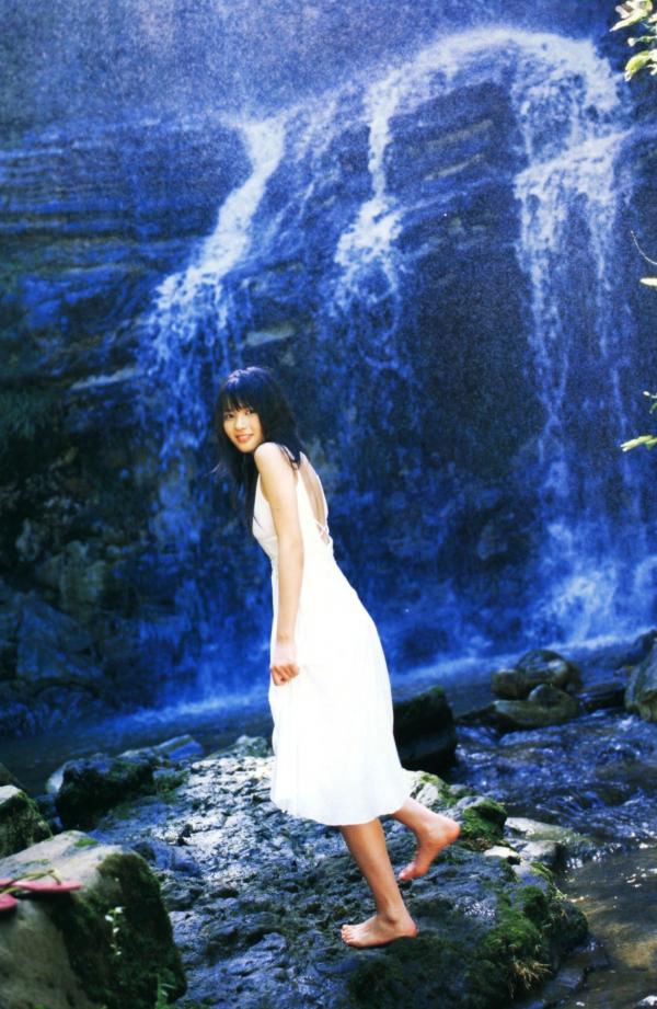 矢島舞美 矢岛舞美  PB写真集_矢岛舞美《Sousola》清纯写真，自然系户外清新唯美大片第26张图片