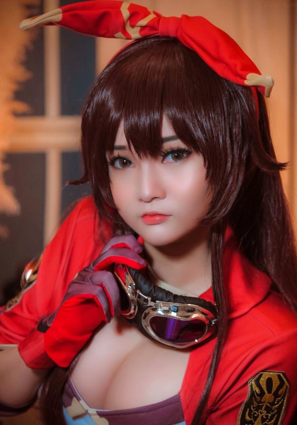 陈韵婷 陈韵儿  Potato-Godzilla-Amber-Genshin-Impact-高还原原神安柏美少女Cosplay室内性感写真第2张图片