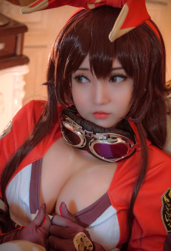 陈韵婷 陈韵儿  Potato-Godzilla-Amber-Genshin-Impact-高还原原神安柏美少女Cosplay室内性感写真第12张图片