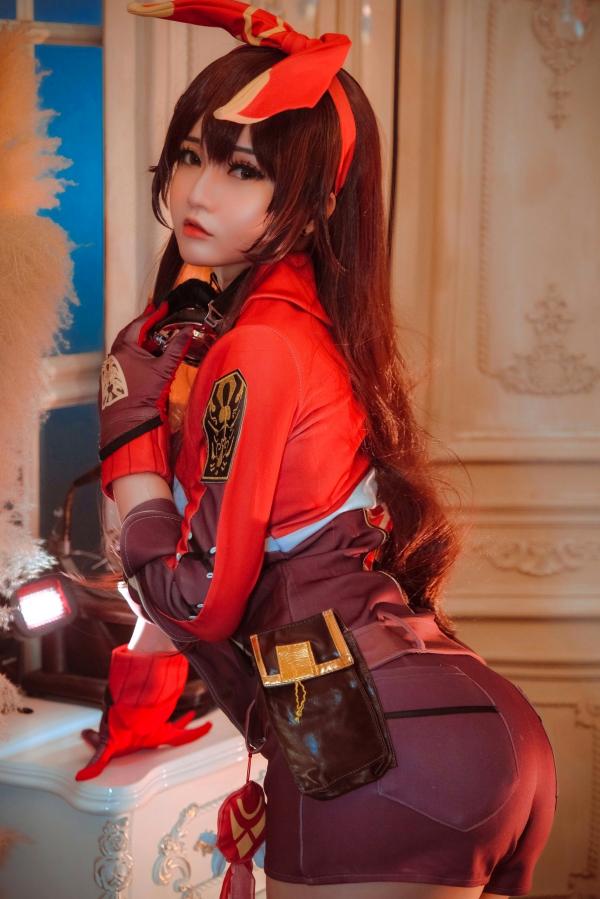 陈韵婷 陈韵儿  Potato-Godzilla-Amber-Genshin-Impact-高还原原神安柏美少女Cosplay室内性感写真第17张图片