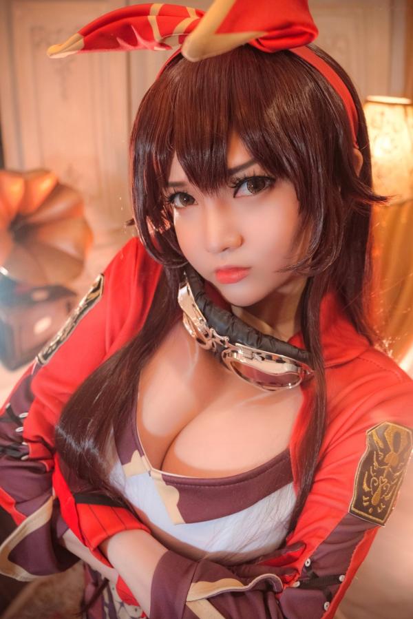 陈韵婷 陈韵儿  Potato-Godzilla-Amber-Genshin-Impact-高还原原神安柏美少女Cosplay室内性感写真第25张图片