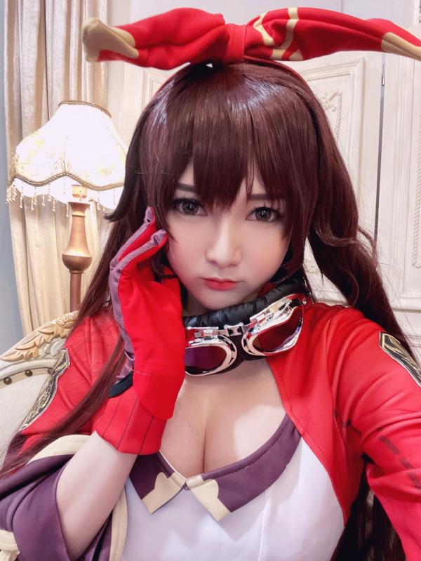 陈韵婷 陈韵儿  Potato-Godzilla-Amber-Genshin-Impact-高还原原神安柏美少女Cosplay室内性感写真第27张图片