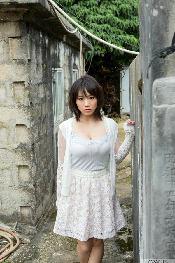 澁谷果歩   Graphis 澁谷果歩写真集《The Scoooop!!》清新私房户外唯美写真[49P]第15张图片