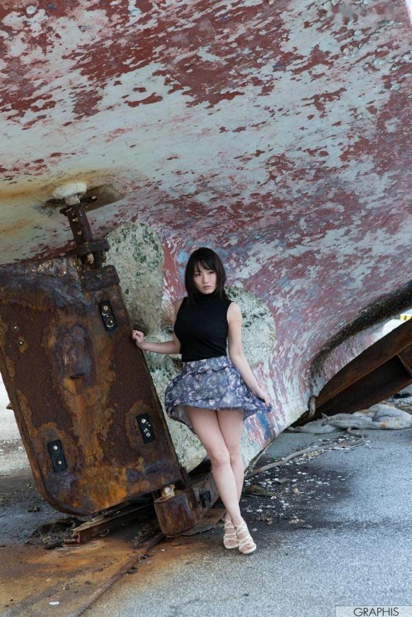 澁谷果歩   Graphis 澁谷果歩写真集《The Scoooop!!》清新私房户外唯美写真[49P]第40张图片