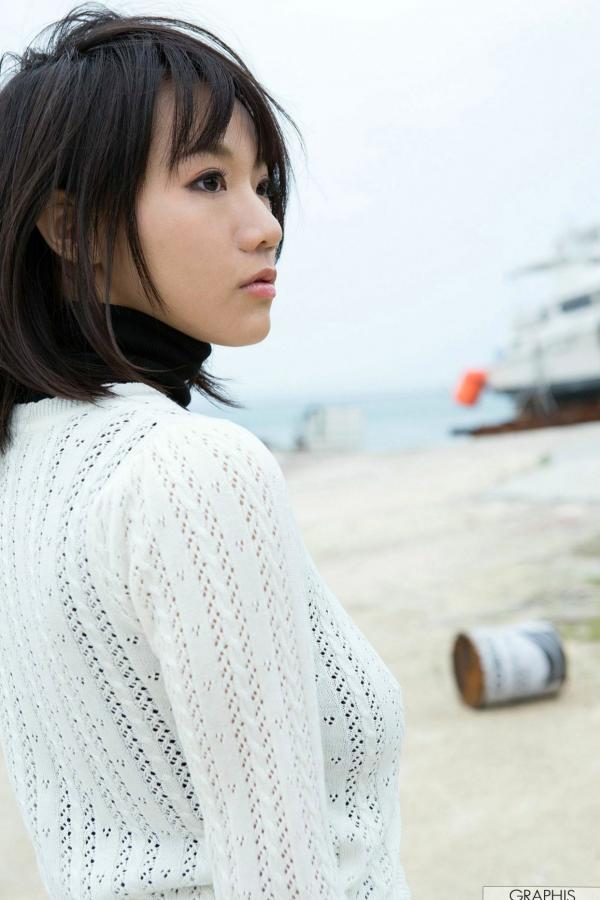 澁谷果歩   Graphis 澁谷果歩写真集《The Scoooop!!》清新私房户外唯美写真[49P]第41张图片