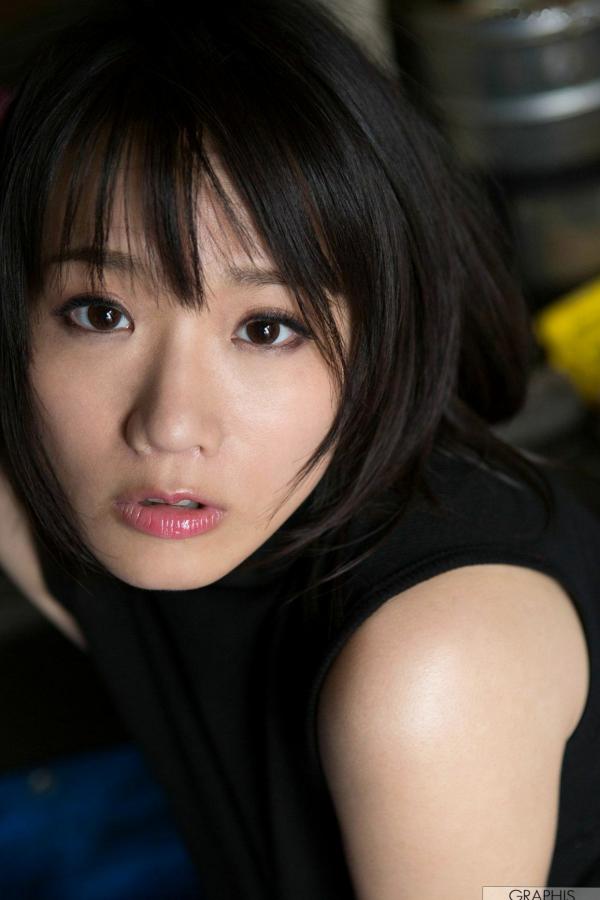 澁谷果歩   Graphis 澁谷果歩写真集《The Scoooop!!》清新私房户外唯美写真[49P]第48张图片