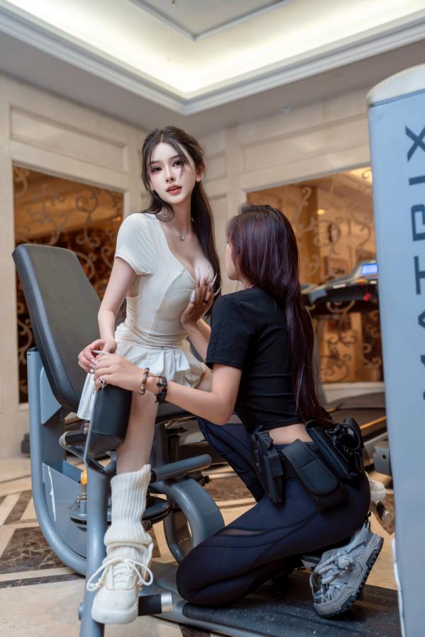 李丽莎   XR-Uncensored-李丽莎-健身房诱惑私拍-XingYan星颜社-白色短裙显身材-极致御姐互动-无圣光大尺度第42张图片