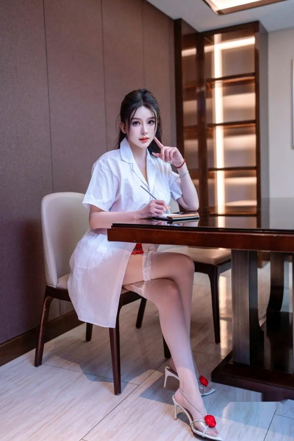 李丽莎   李丽莎 双人缠绵2大尺度私房写真_蕾丝内衣透视白丝角色扮演诱惑美图[96P]第3张图片