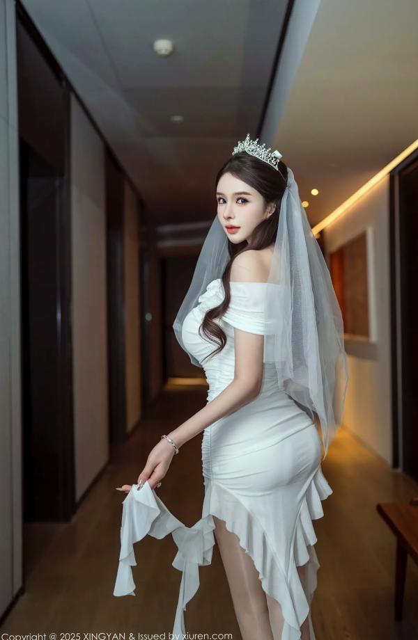 李丽莎   [XINGYAN]星颜社 2025.08.22 Vol.388 李丽莎：纯白婚纱与蕾丝诱惑，精致新娘私房写真，极致性感美腿与女神魅力第1张图片