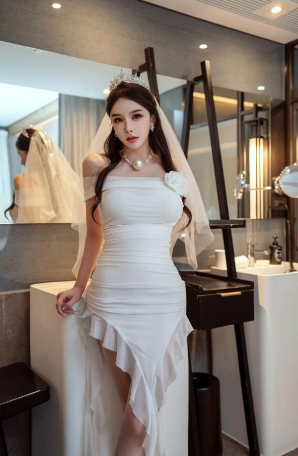 李丽莎   李丽莎 - 在逃公主，梦幻婚纱闺蜜私房写真，极致性感暧昧亲密诱惑 [91P]第84张图片