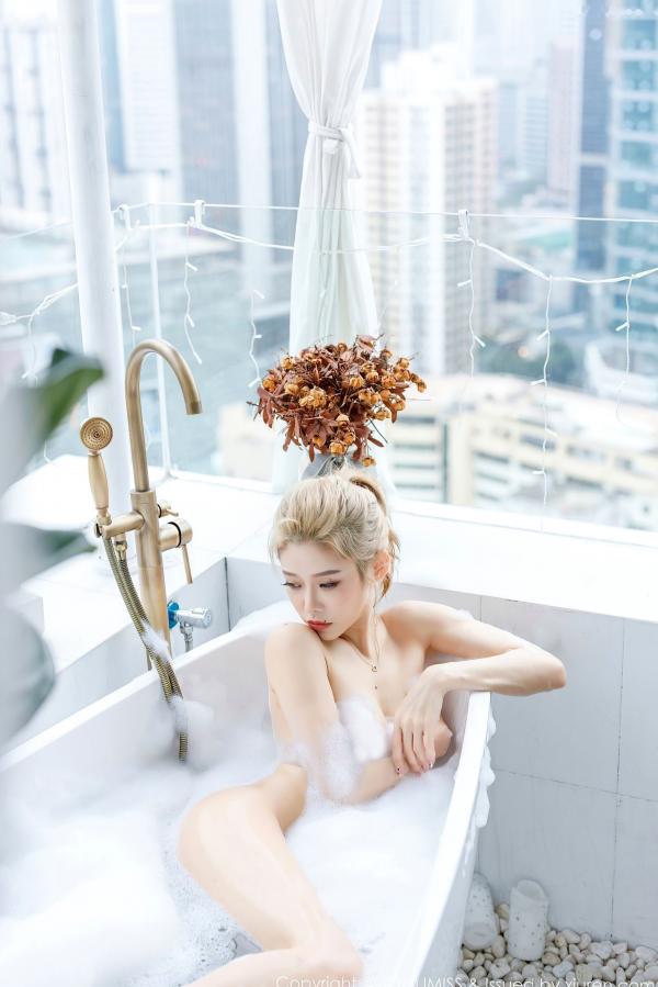 李凯诗 luvian本能  IMiss爱蜜社第490期：Luvian浴室泡泡浴私房写真，金色短发美女展现迷人曲线与白嫩肌肤，大尺度无圣光性感诱惑，尽显纯欲本能第38张图片