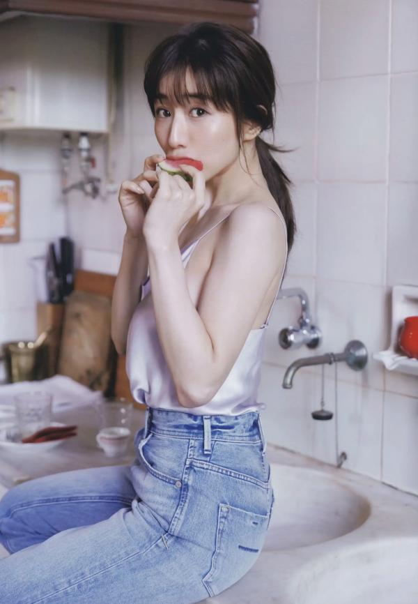 田中みな実 田中美奈实  田中みな実1st写真集 Sincerely yours... 绝美私房写真，极致性感美腿与优雅气质的完美结合第20张图片