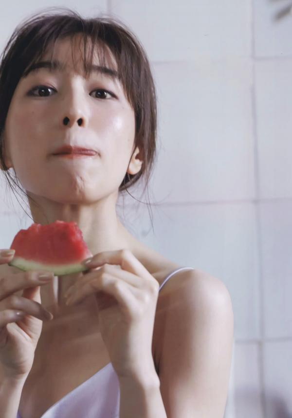 田中みな実 田中美奈实  田中みな実1st写真集 Sincerely yours... 绝美私房写真，极致性感美腿与优雅气质的完美结合第23张图片