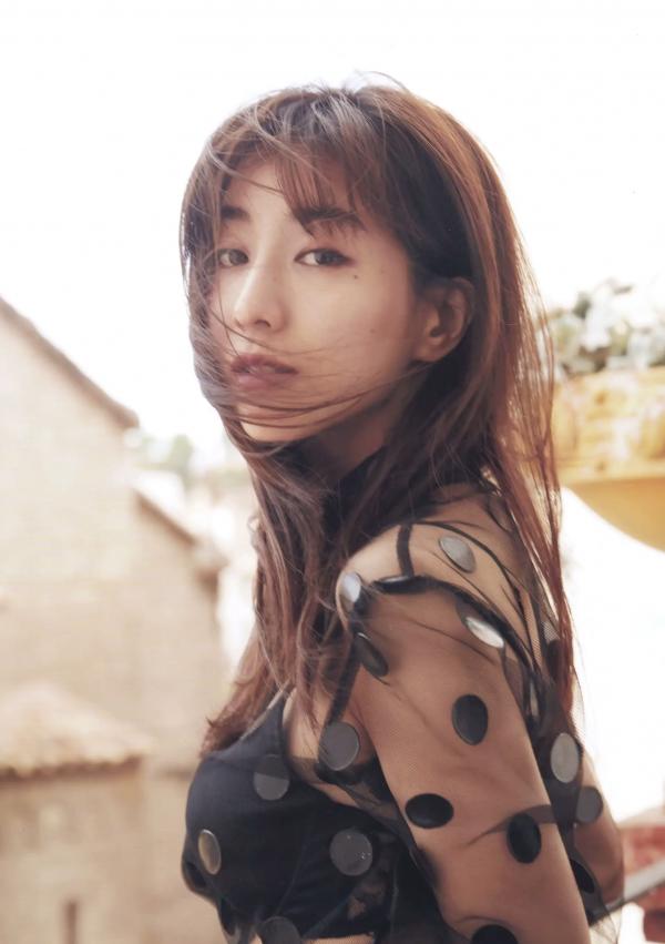 田中みな実 田中美奈实  田中みな実1st写真集 Sincerely yours... 绝美私房写真，极致性感美腿与优雅气质的完美结合第38张图片
