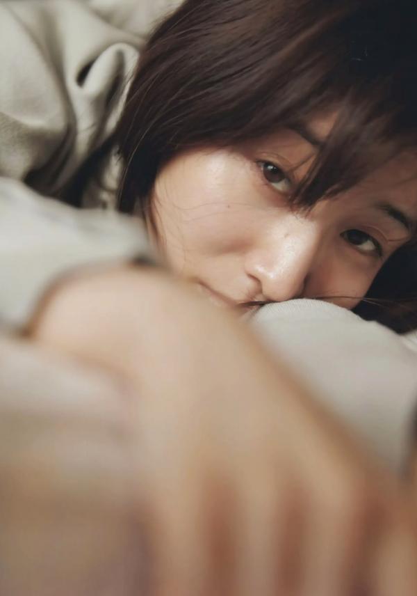 田中みな実 田中美奈实  田中みな実1st写真集 Sincerely yours... 绝美私房写真，极致性感美腿与优雅气质的完美结合第57张图片