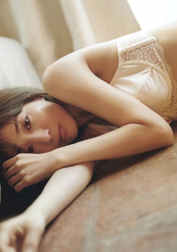 田中みな実 田中美奈实  田中みな実1st写真集 Sincerely yours... 绝美私房写真，极致性感美腿与优雅气质的完美结合第62张图片
